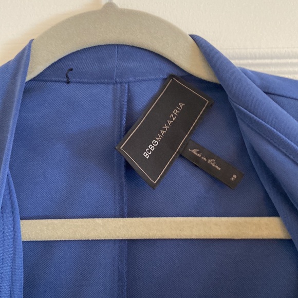 BCBG vest - Picture 2 of 6